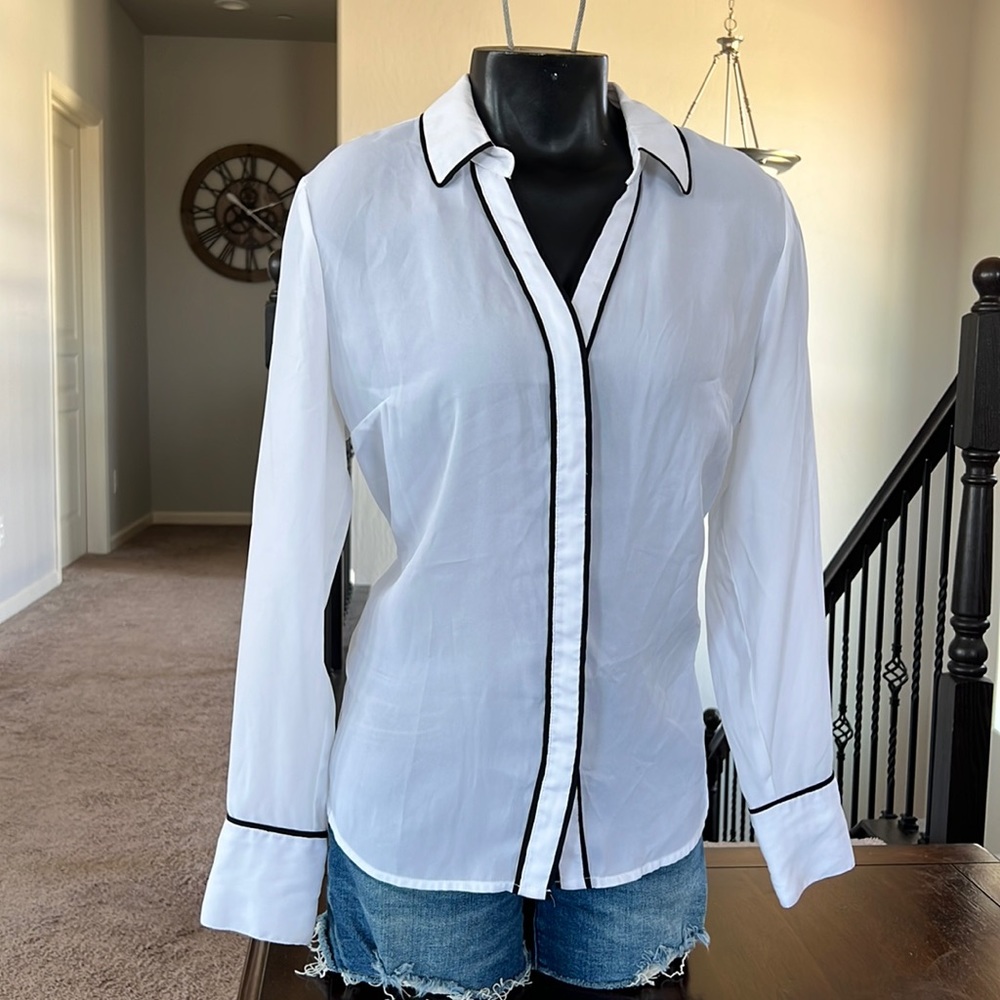 Worthington sheer blouse size medium color white and black
